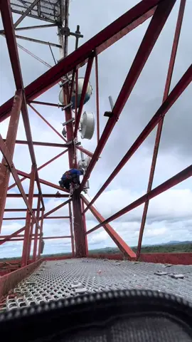 decom dulu baru kamu😆#telcomunication🗼 #budaktelco #umobile #webe #sarawak