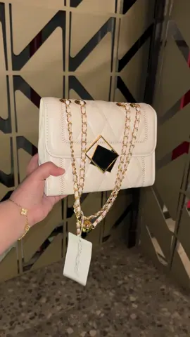 🤍 #tascantik #taswanita #shoulderbag 