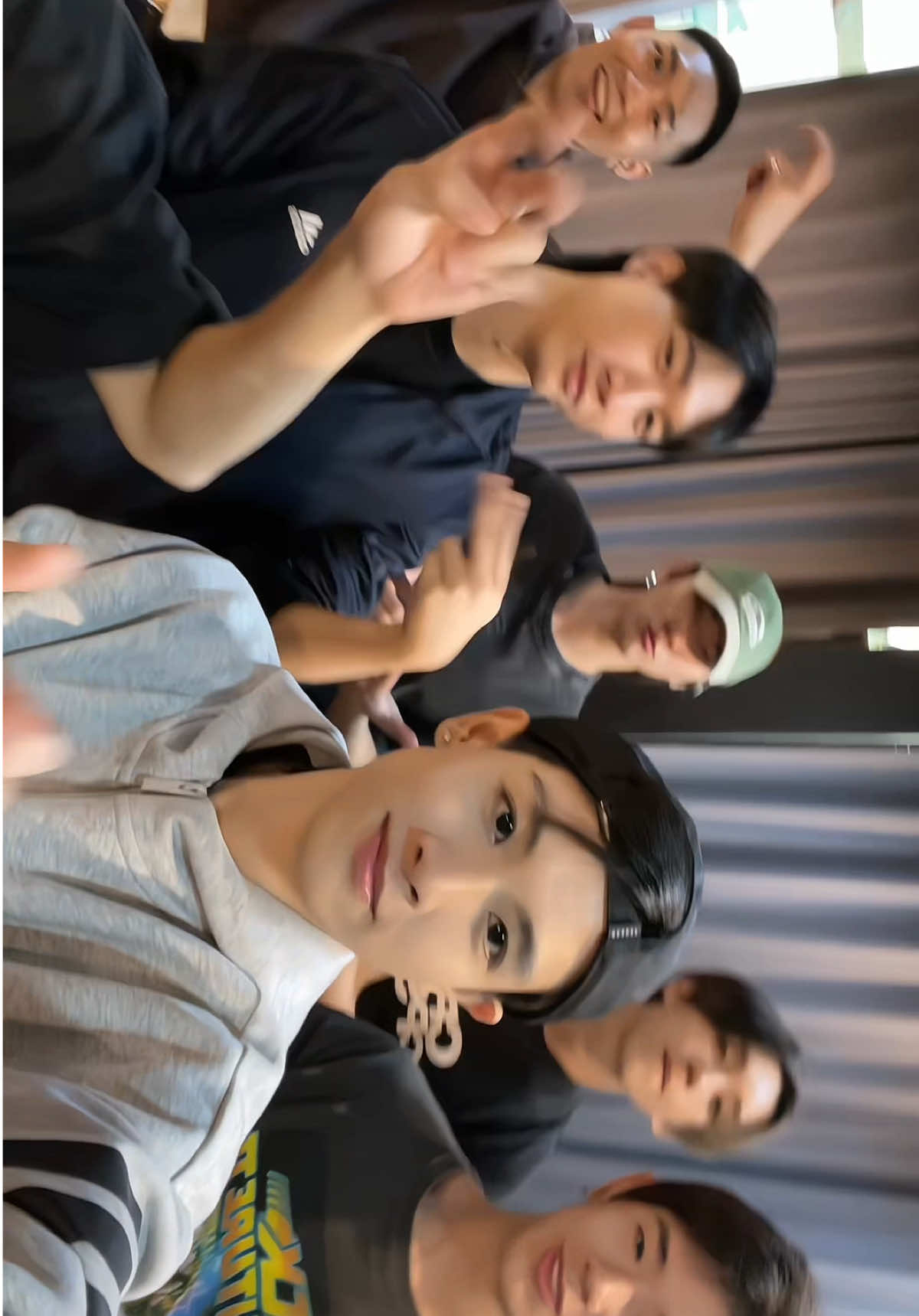 @BOSS.CKM @Noh Thongpaseuth @zirichxai @Noeul @turbo @poom 