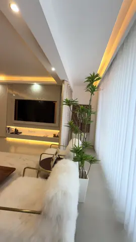 Executive 5 Bedroom Apartments for Sale in Kilimani, Nairobi. Types: ▪️5 Bed + DSQ ( 302 Sqm ) - From Ksh 34.5M ▪️5 Bed Duplex + DSQ + Study ( 446 Sqm ) - From Ksh 65M  Exclusively Spacious, modern, and designed for premium city living. Amenities: ▪️ Infinity pool, gym & sauna ▪️ Jogging track ▪️ Residents’ café & lounge ▪️ Kids’ daycare & play area ▪️ Home library & theater ▪️ High-speed lifts, ample parking ▪️ Backup generator & borehole 📞 +254 722617387 #Kilimani #LuxuryLiving #nairobihomes 