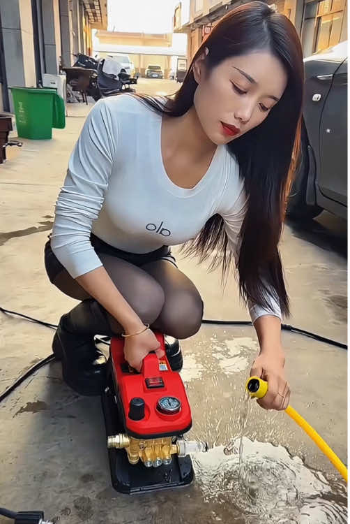 #เครื่องฉีดน้ำแรงดันสูง #เครื่องล้วงรถ #เครื่องล้างรถ #อุปกรณ์ล้างรัส เครื่องฉีดน้ำล้างรถลดราคาจำนวนจำกัด เชื่อมต่อได้แบบไร้สาย อยากล้างที่ไหนก็ล้างได้เลย