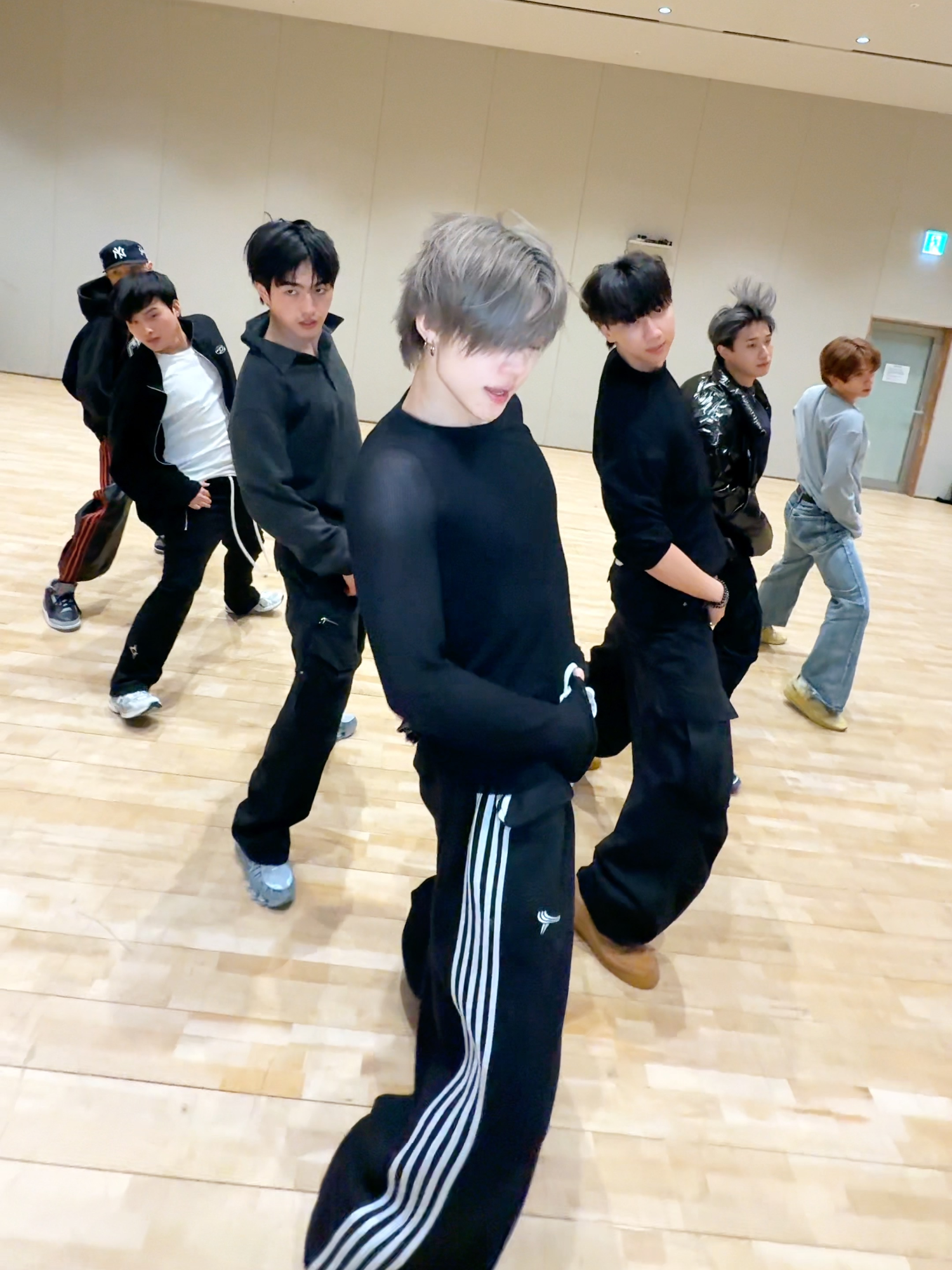 going full power like 🚀 #TalktoYou_Challenge #연준 #YEONJUN #NOLABELS_PART01 #TalktoYou #TXT #NewMusic