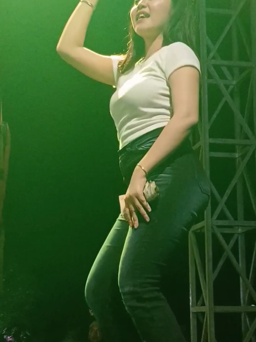 dc ne andalane sopo kihh hayoooo🤭😄😄😛@.unahhhh #soundkarnavalindonesia #ceksound #trendingtiktok #fyppppppppppppppppppppppp #viraltiktok 