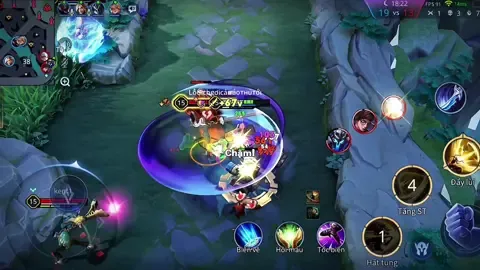 Cái quái gì vậy 🤯 #xuhuong #lienquan #lienquanmobile #lienquanmobile_garena #lienquanmobi 