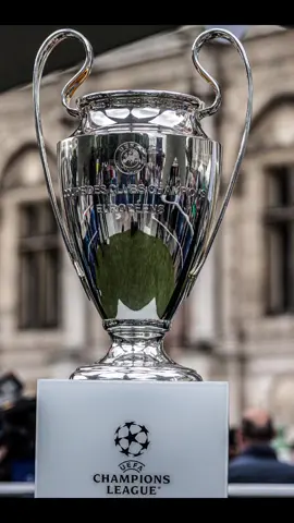 Hanya dia yang bisa membuat rekor gila ini! #football 