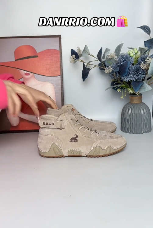 #sneakers #danrriobeck #DANRRIO #menshoes #fashionshoesformen #businessman #usa🇺🇸 #whiteshoes #christmasgiftideas #leathershoesformen #gifts #casualshoes #handmadeshoes #martinboots 