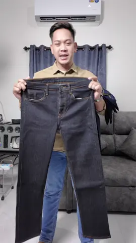 #ยีนส์ทรงกระบอกเล็ก #ราคาถูก #เนื้อผ้าดีใส่สบาย #ยีนส์ผ้ายืด #กดสั่งตะกร้าสีเหลืองได้เลยครับ🧺🙏  