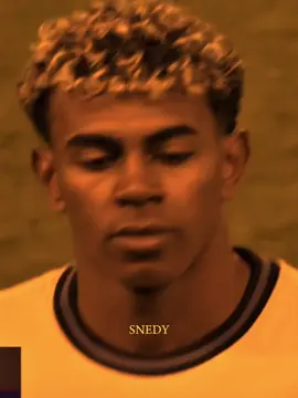 yamal vs estivao  yarkan follow ii dhaha asxabteydii @MO CAFU 130K🚫💔  . . . #mohanoow #footballer #viewsproblem 