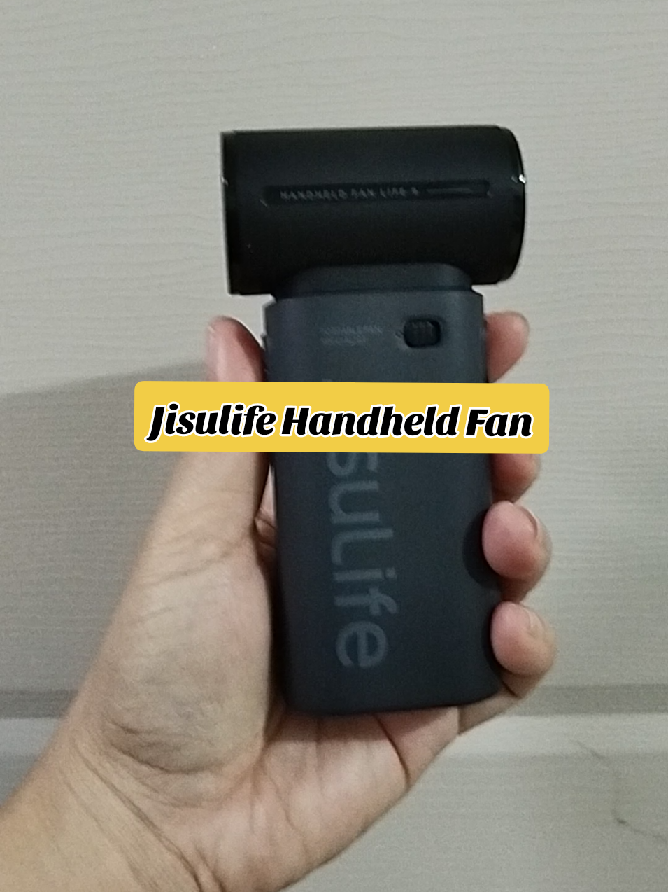 Jisulife fan with long battery life = your new travel secret weapon. 😍💨 Get yours now! #JisulifeHandheldFan #TravelMustHaves #CoolOnTheGo #longbatteryfan  #TravelEssentials 