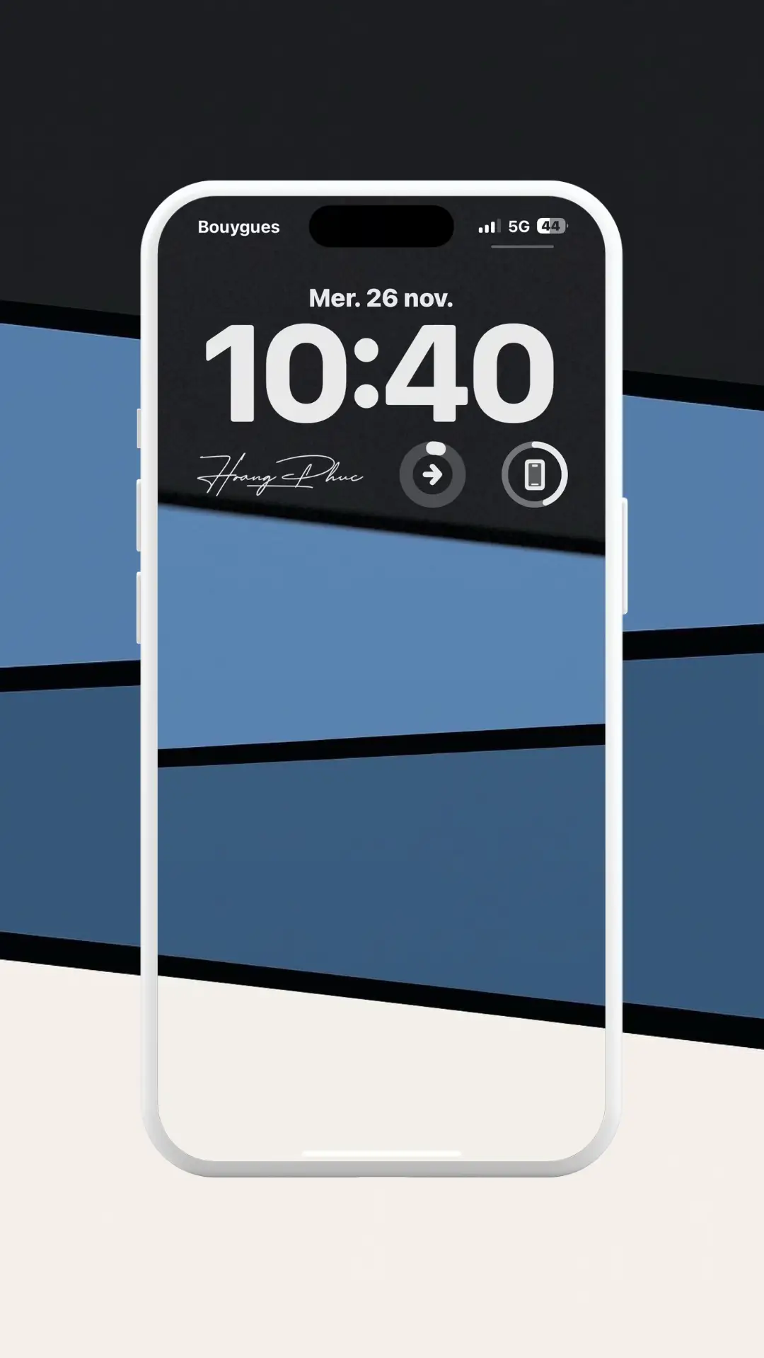 Un univers noir et blanc où la lumière tente de s’échapper… Effet “bulle enfermée”, ambiance minimaliste et mystérieuse. Parfait pour donner un style unique et captivant à ton écran. #wallpaper #wallpapers #iphone #ios26