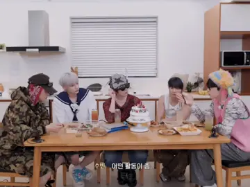 another edit to brighten up your day #txt #soobin #yeonjun #beomgyu #taehyun #hueningkai #moa #tommorowxtogether #tommorow_x_together #txtedit #txtmoa #kpop #kpopedit #kpopfyp #fetus #zyxbca #fyp #4u #sadedit #edit #capcut #4u  fetus txt ☹️🤍 @bbbzzz @lostmoa☆ @.h7moon @hyunn 