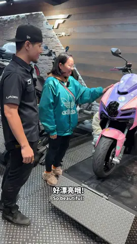 少女心大噴發🩷 #青哥 #青工廠旗艦店 #改車就是這麼快樂 #曼巴 #客製化    @青工廠旗艦店 官方帳號  @TikTokTaiwan 