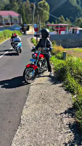 💐#fyppageforyou #cbbucin #Hondacb #cbmerah #nyebewithyou @dewy | petite 155cm🤏🤪 