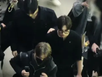 in the midst of the crowds I don't see nobody but you #이리오 #LEELEO #리오 #LEO #ALD1 