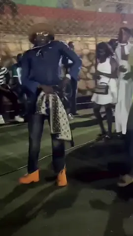 Ayayah is so crazy 😍🔥🔥 @spychief01 @❤️MI-SO❤️🍫🌹 @Sk Dancer🇺🇬🇸🇸 @Smiley @GEN.NGOR DENG @Becky MD12 @Deng Daniel Ngor @Legend dergel  #loorkampala #loorkampala #loorkampala #loorkampala 