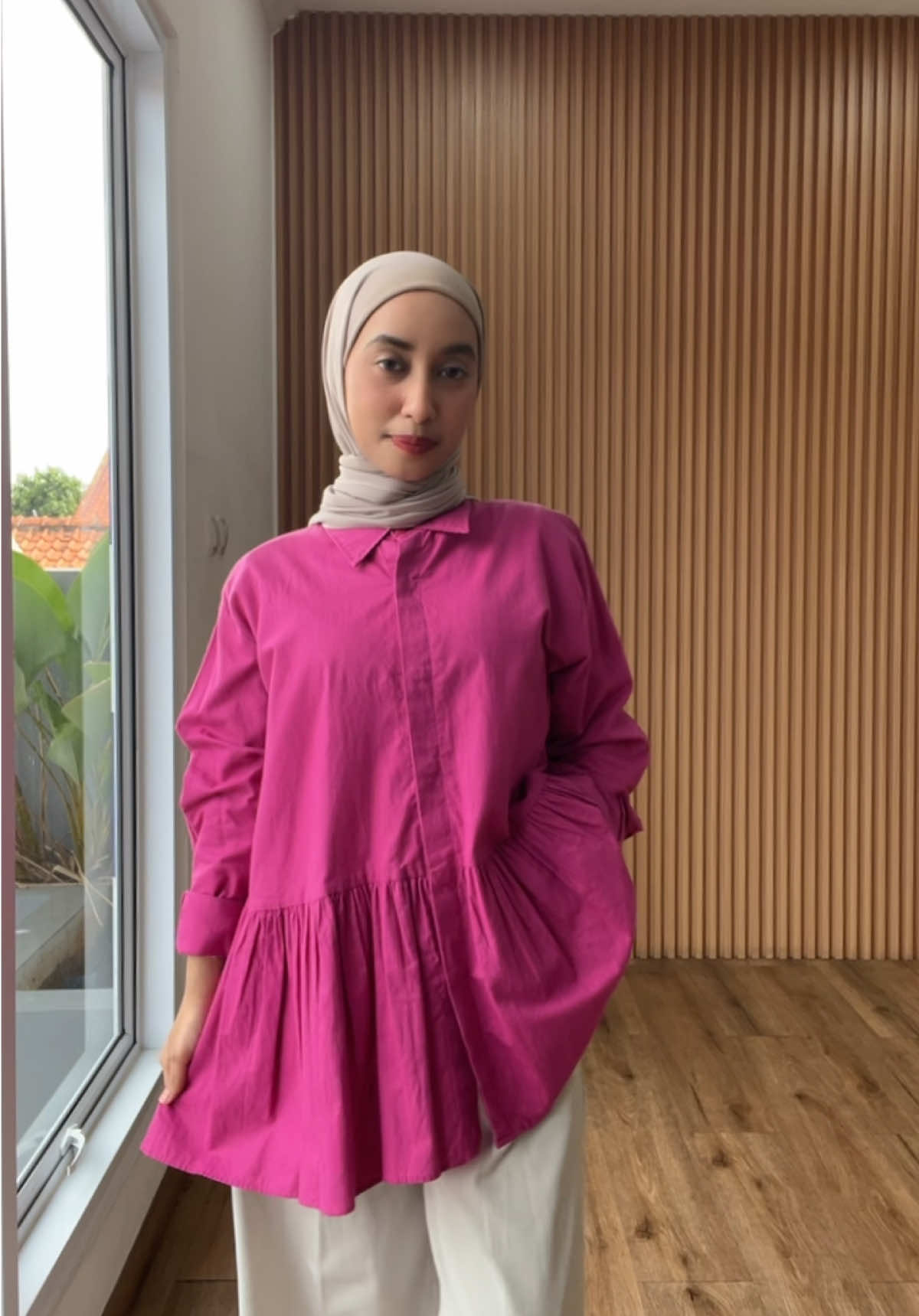 fuchsia💗✨#kemejastyle #kemejakekinian #kemejawanita #kemejaallsize #ootdkantor 