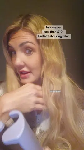 How to wave hair easy Teenage girl gift idea  #hairwaver #stockingfillerforgirls #tiktokmademebuyit 