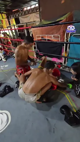 ពេជ្រ សិង្ហៈ ហាត់ដល់ថ្នាក់សន្លប់ 😁 #kunkhmerpost #kunkhmer #អែតមីនទីទី #boxing #ពេជ្រសិង្ហៈ 