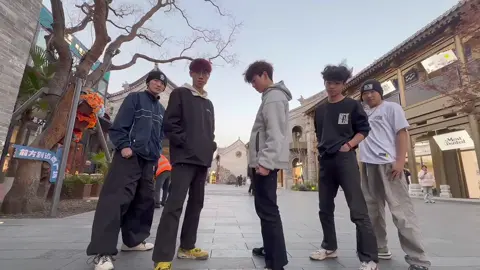 #nhaytrend #dancechallenge #breakdance #fyp #tiktoktrend