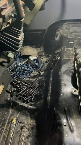 Overhead L300 diesel  #bengkelmobil #tetapbersyukur🙏 #foryoupage #fypage #fypシ゚  