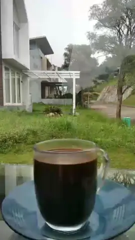 walau gelap mulai datang smg hati sobat ngopi tetap terang ☕