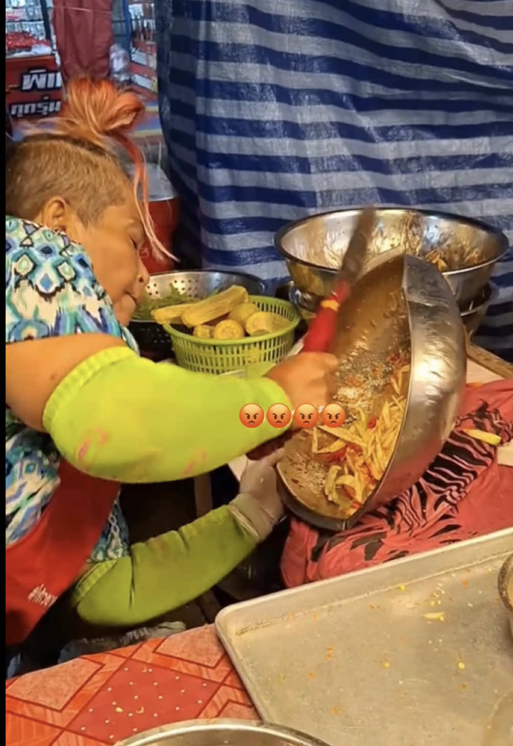 Me, when my partner asks “what’s for dinner?” for the 10th time 🤯🫠 With @bee.nichakan9 #fyp #foryou #foodporn #food 