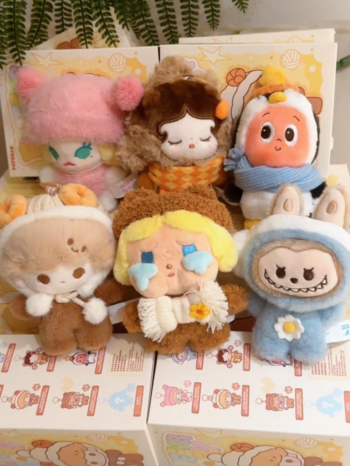 An OK Gesture to Enter the Fluffy World. 👌 POP BEAN Fluffy & Cozy Series  — crossbody bags, plush pendants, and fridge magnets, all warm, fuzzy, and made for cozy seasons. ❄️ Release date: 2025/11/28 #popmart #tiktokviral #tiktokviralvideo #fyp #unboxingtoys #lovetoy #labubu #skullpanda #crybaby #dimoo #𝐓𝐰𝐢𝐧𝐤𝐥𝐞𝐓𝐰𝐢𝐧𝐤𝐥𝐞 #molly