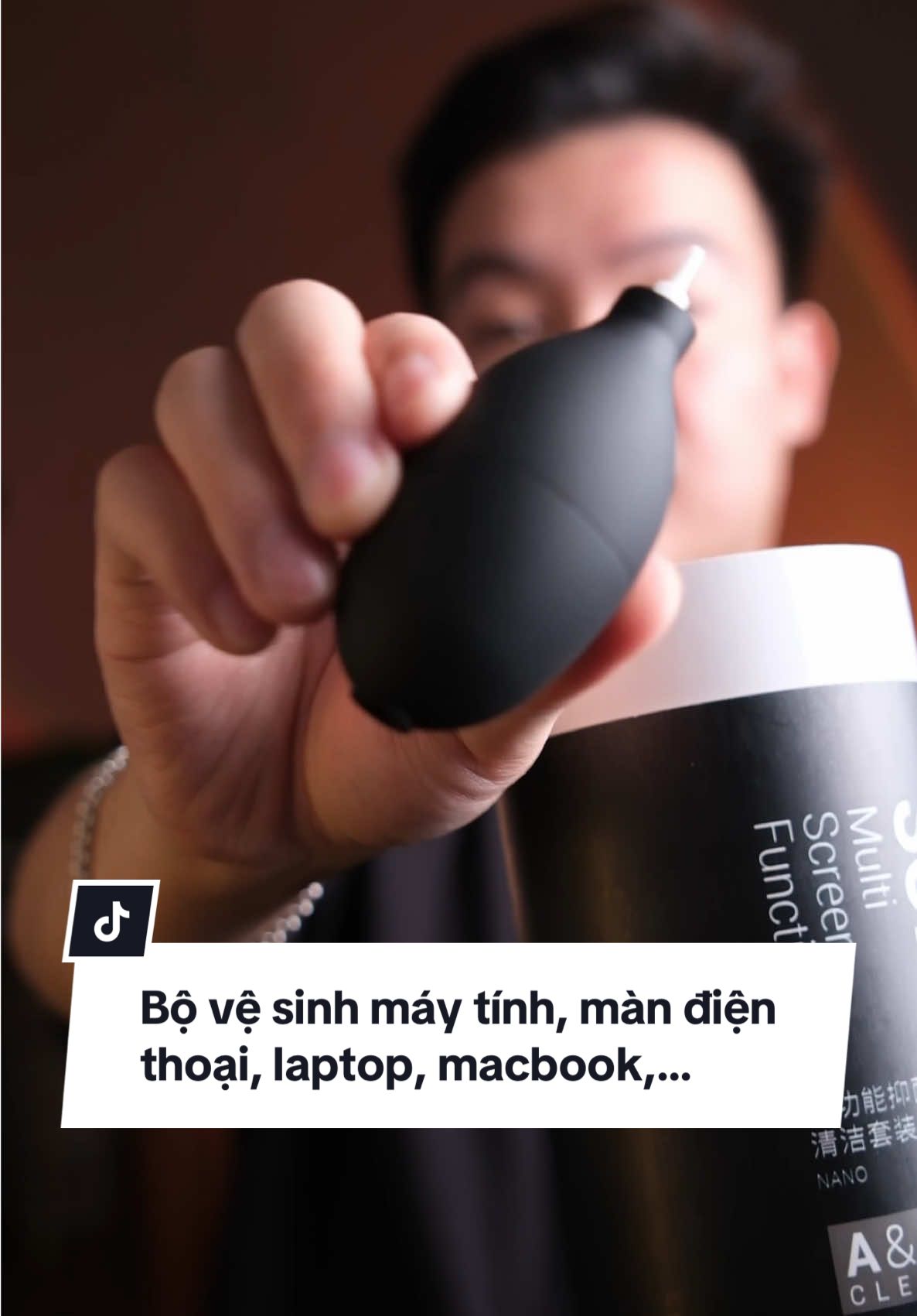 Đừng quên dọn dẹp lau chùi vệ sinh thiết bị máy tính, macbook, máy tính bảng, màn hình phụ kiện để dùng được bền lâu hơn nha #ThanhTest #ThanhTestReview #bovesinh #bovesinhdanang #Macbox 