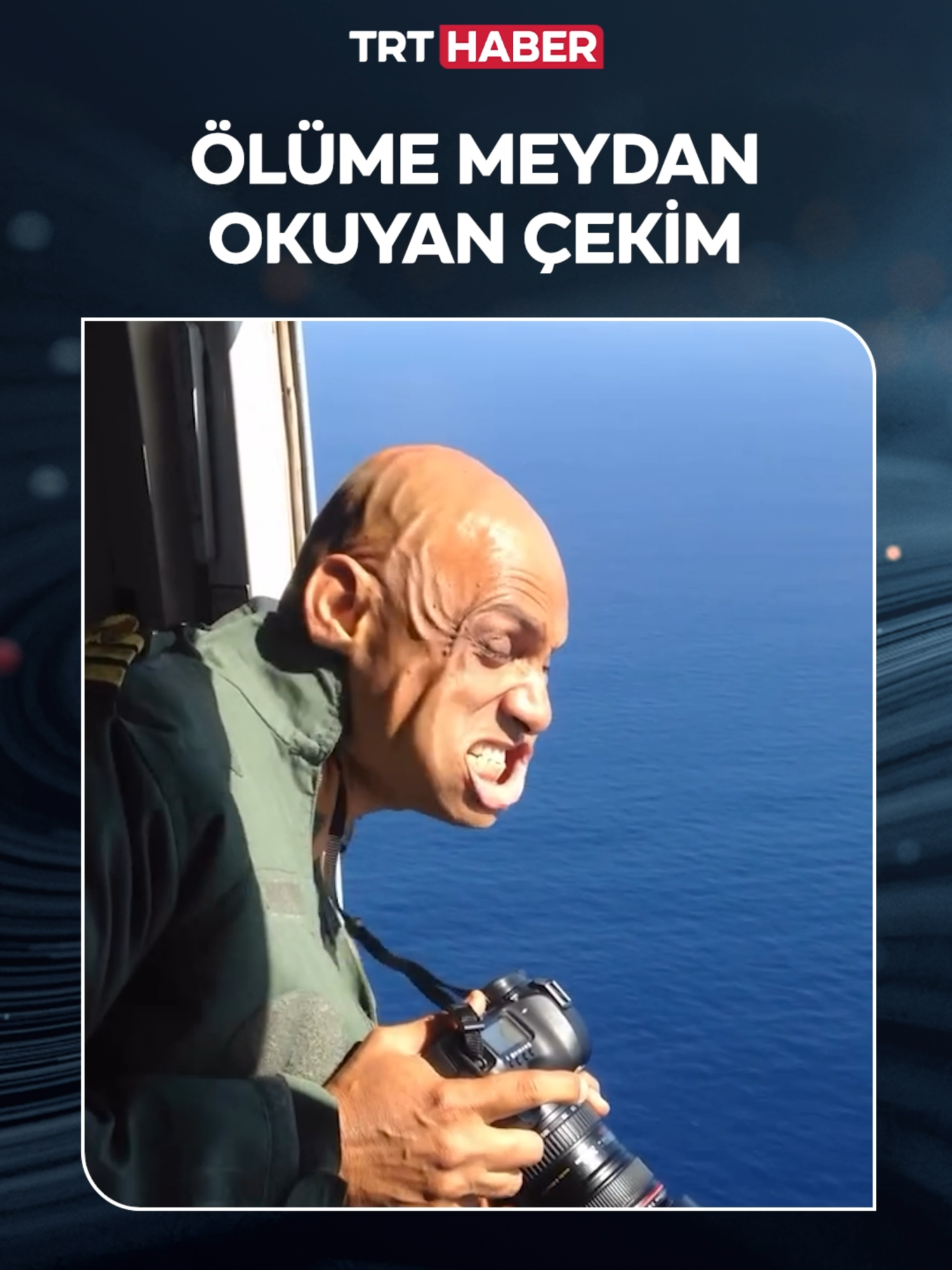 Hint yüzbaşı Navtej Singh, askeri jet hızla giderken 6 bin metre yükseklikte fotoğraf çekti.