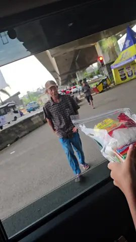 sembako part 4  masyaAllah Tabarakallah 🥹#sembako #sedekah #masyaallahtabarakkallah #berkah #CapCut 