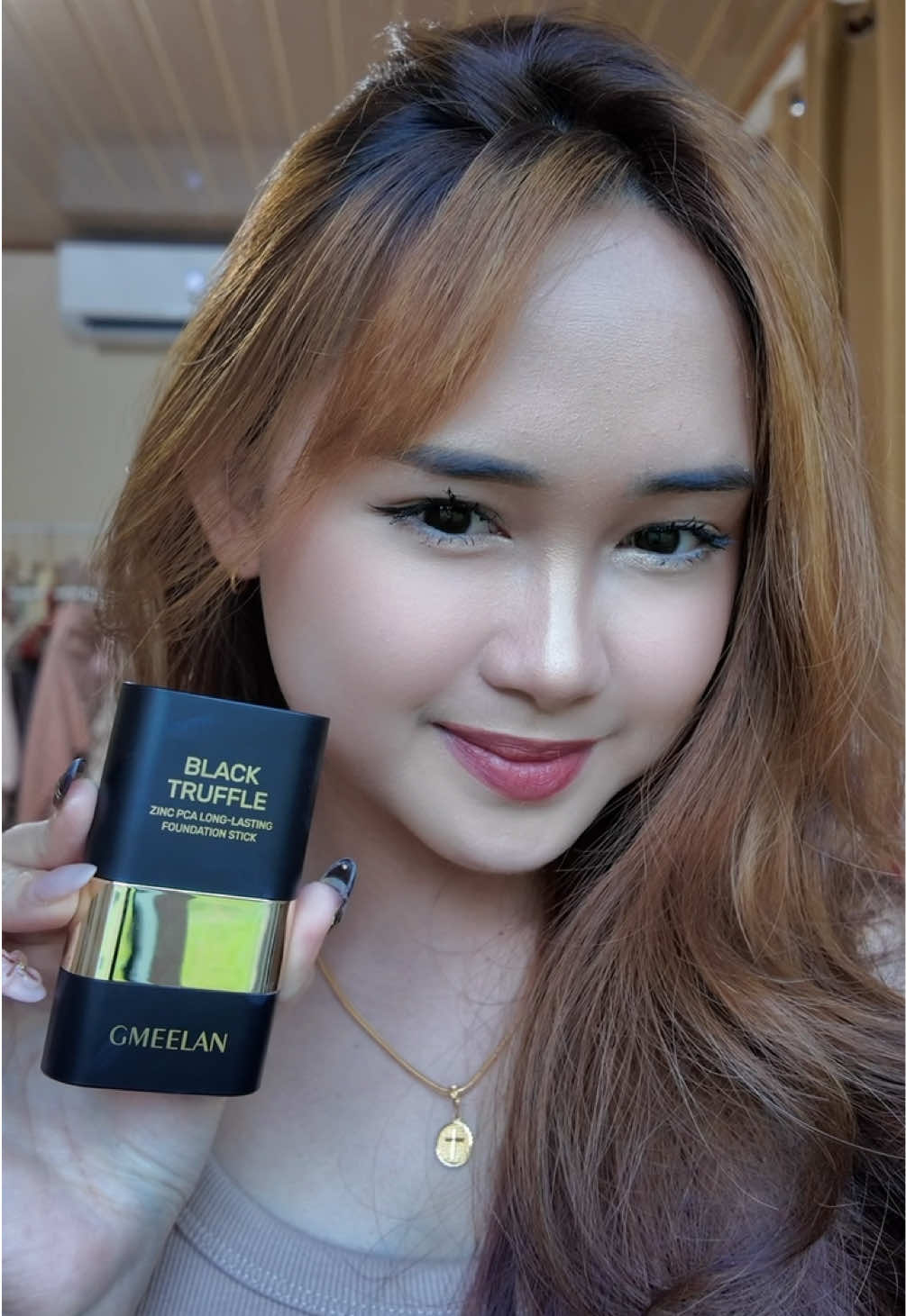 best lah foundation stick ni! kamu kena try 😍 #Gmeelan #Gmeelanmy#Gmeelanfoudationstick