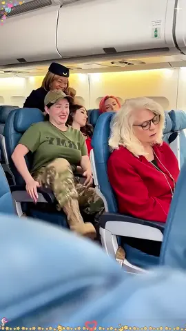 They are reunited#reunion #reunited #dad #parents #Love #family  #foryou#grandma #grandpa #grandparents #familylove #fyp #unitedstates #usa🇺🇸 