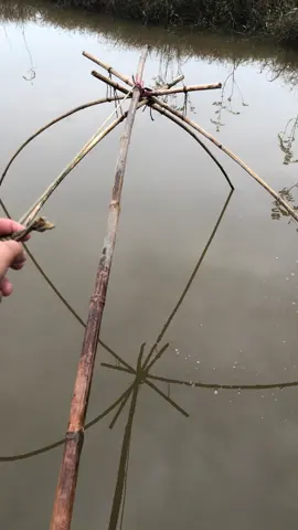 Anh đâu có cần câu .. cất 1 mẽ luôn chứ ở đó mà câu 😜😜😜