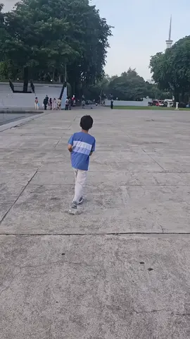 Jalan2 Pagi #jalanpagi #OOTD 