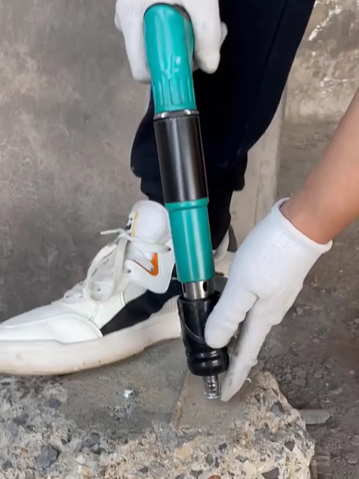 Isabit ang mga kagamitan nang madali – walang alikabok, walang ingay. Diskwento hanggang 50% para sa unang 99 na customer!