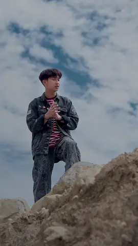 Lagu terbaruku “USAI CERITA” sudah tayang di channel ytb “Muhammad Rifai” semoga terhibur yaa😋🤗 #usaicerita #rifai