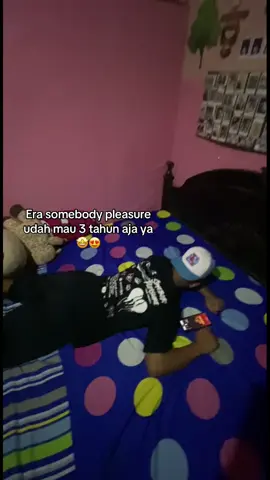 Absen biar jadi komen old#somebodyspleasure 