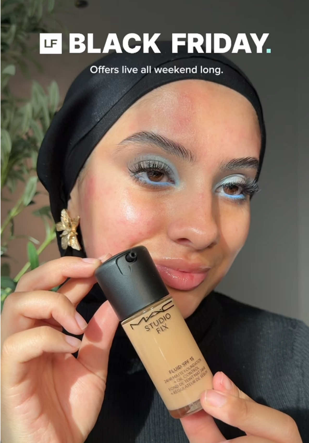 AD The wait is FINALLY OVERR!!! Time to stock up on your fav bits (and maybe try out some new things?) these are my GO TOs!!! @LOOKFANTASTIC  Products used: @maccosmetics studio fix fluid foundation @YSL Beauty prisme libre parfum @Sol de Janeiro balalada body lotion pureology hydrate shampoo #makeup #beauty #fragrance #haircare #fyp