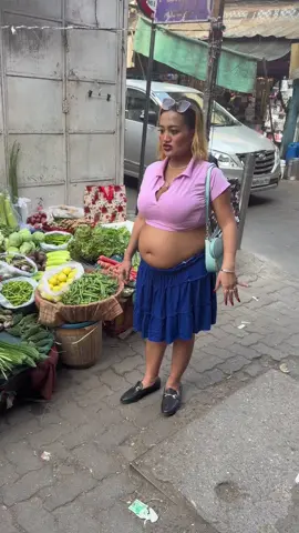 Ke pasar langganan #linamukherjee 