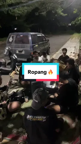 Ropang bukan bukan roti panggang. Tapi Roda Panguripan 🤘 Ropang - Denny caknan #ropang #dennycaknan #ndxaka #ropangdennycaknan 
