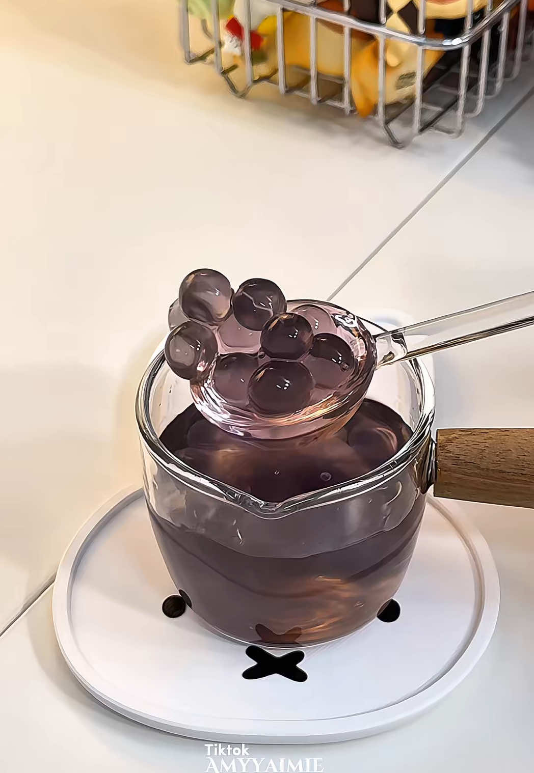 Replying to @Ayu Sofea Talib best sgt sampai repeat perisa lain hehe. Kali ni kita try perisa anggur pulak 😋 #poppingboba #bobaviral #magicballs #jajanviral 