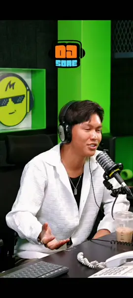 @FajarNoor_ @Gen987fm  📻 Gen on talk kronologil terciptanya lagu Tuhan tahu kita saling cinta😁 hari ini ketua mode ganteng pake banget 💙 #fajarnoor #tuhantahukitasalingcinta #tautancintafajarnoor  terimakasih Gen fm