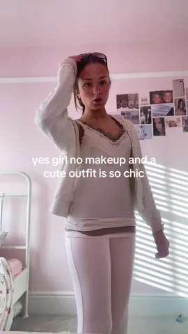 super chic #babypink #relateable #angel #autumn2009 