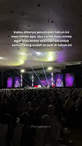 1 bulan lagi, udah 2026 mau minta apa sama Allah? 🥹 #menatahati  #ahilmanfauzi  #ustadzhilmanfauzi  #menatahatijogja 