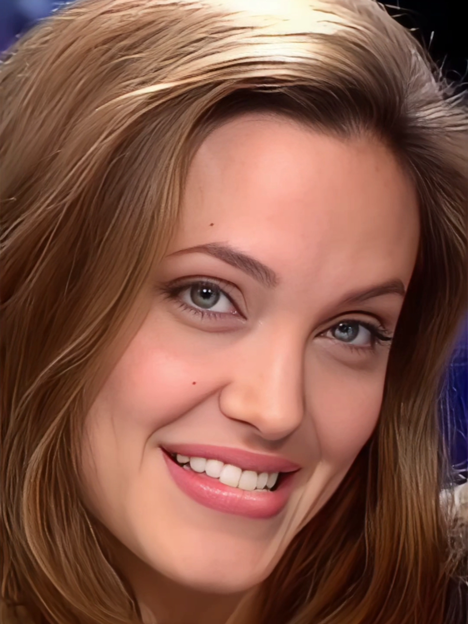 @Xhani🚬 🧐 #🌻 #amipixel #🖤✈️🦁 