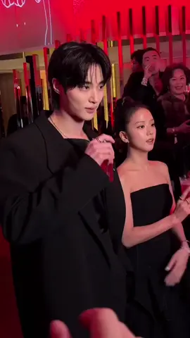 OMG 😱😱 #blackpink #jisoo 