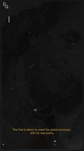 Federal Reserve sebentar lagi mengakhiri Quantitative Tightening, langkah yang bisa jadi awal dari “reset” ekonomi berikutnya. Setiap kali The Fed berhenti menarik uang dari sistem, selalu ada peluang mereka mulai mengalirkan uang lagi lewat kebijakan yang lebih longgar. Dan kalau itu terjadi, seluruh pasar bisa berubah arah lebih cepat daripada yang dipikir banyak orang. Masalahnya, QE itu bukan cuma soal stimulus. Di masa lalu, pencetakan uang bikin pasar saham terbang, tapi daya beli masyarakat biasa anjlok karena inflasi lebih cepat daripada kenaikan gaji. Sekarang, dengan ekonomi melemah, PHK karena AI, dan utang konsumen makin berat, dorongan ke QE bisa bikin jarak antara investor dan pekerja makin lebar. Kalau Fed beneran balik ke pencetakan uang, aset bisa naik lagi, tapi tekanan ke tabungan dan biaya hidup bisa makin kerasa. Ini alasan kita perlu paham perubahan kebijakan dari awal, bukan baru bereaksi setelah semuanya berubah. #TheFed #SukuBunga #EkonomiGlobal #MarketUpdate #InflasiAS 