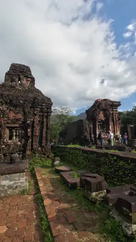 Di tích thánh địa Mỹ Sơn ở Quảng Nam