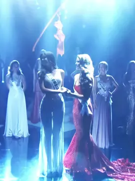 The two of them were not very surprised by the result, it seemed like they knew for sure that they would be the winners. #missgrandinternational #missuniverse #paulinavega 