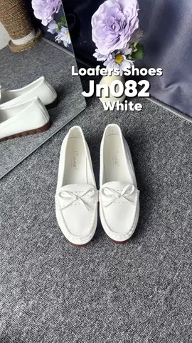 Loafers shoes Jn082 warna putih buat kamu yang suka tampilan kerja dan hangout dengan clean outfit #fypシ #viralditiktok #joanne #bestseller #loafers 